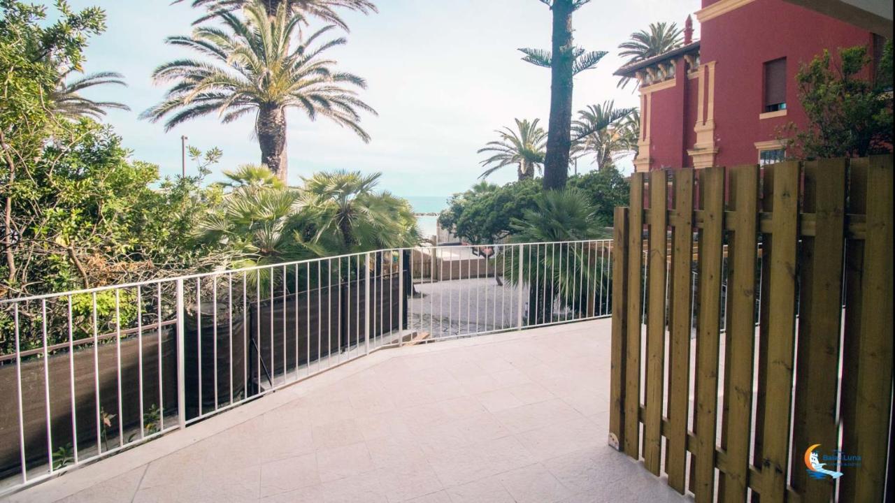 Baia Di Luna Santa Marinella Buitenkant foto